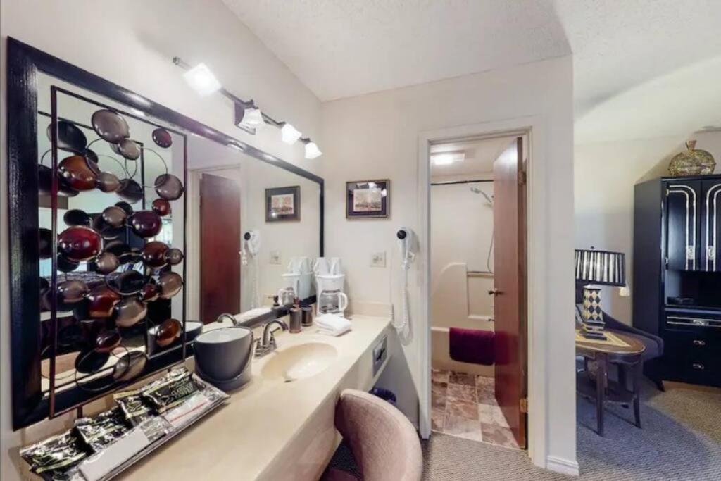 Suite Dreams 101 - Tradewinds Eureka Springs Exterior foto